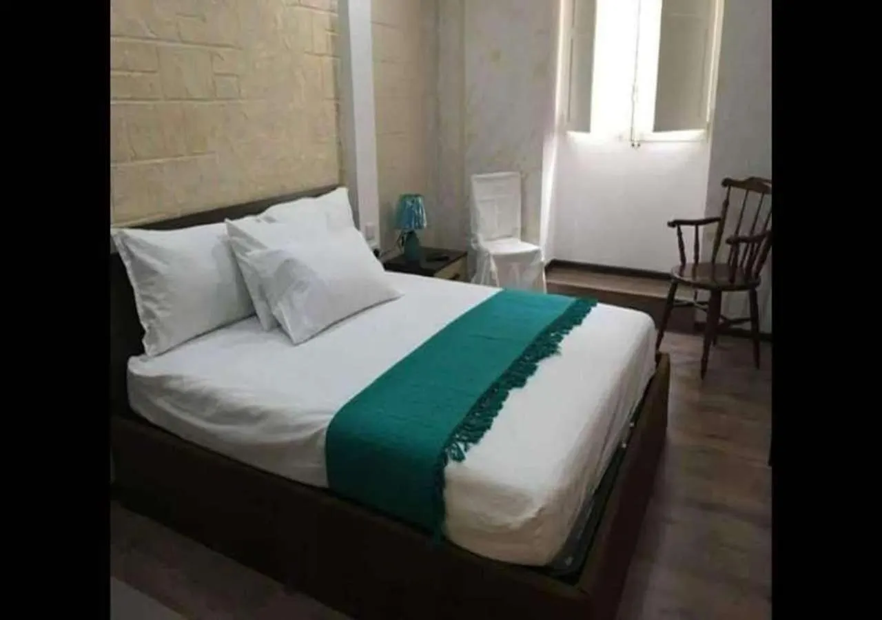 Charming Room In Peaceful Part Of Urban Valeta Msida 0*,  Malte